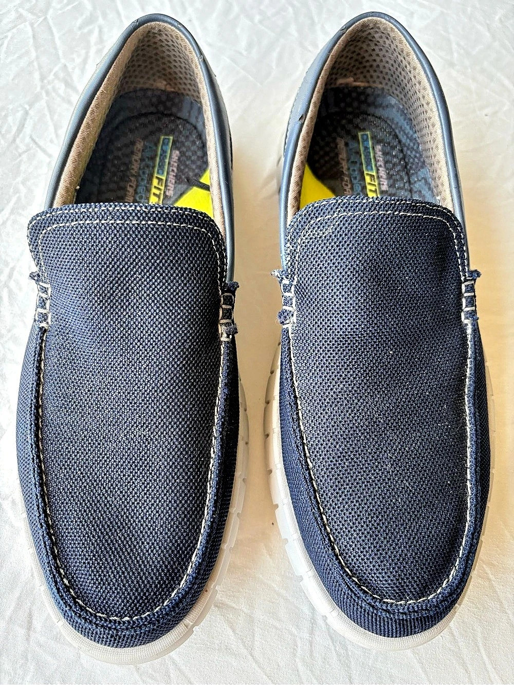 Skechers Navy Slip On Loafers Men’s 11.5 Air Cooled Memory Foam Goga Mat Arch